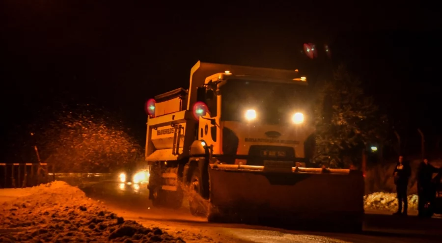 Bursa Büyükşehir karla mücadelede seferberlik ilan etti: Kapalı mahalle yolu kalmadı