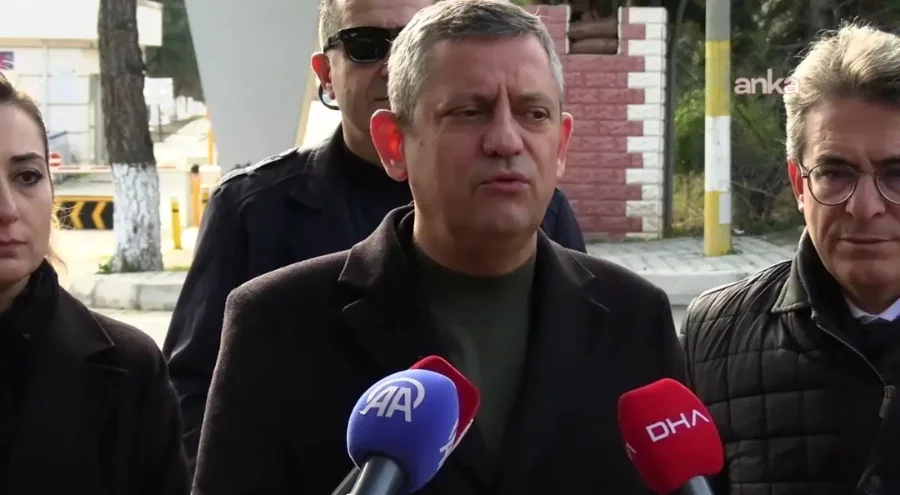 CHP lideri Özgür Özel'den Saray'a 'İHA' yanıtı: 'Bir dezenformasyon varsa Burhanettin Duran yapmıştır'