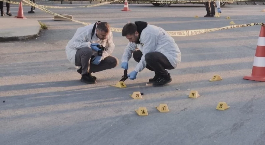 İstanbul Sultangazi'de kız öğrenciye silahlı saldırı