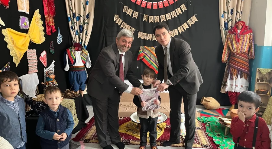 Orhaneli Kaymakamı Tuna ve İlçe Müftüsü Çandır, Kur'an Kursu'nu ziyaret etti