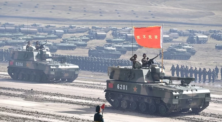 Çin, Tayvan'ı askerleriyle kuşattı!