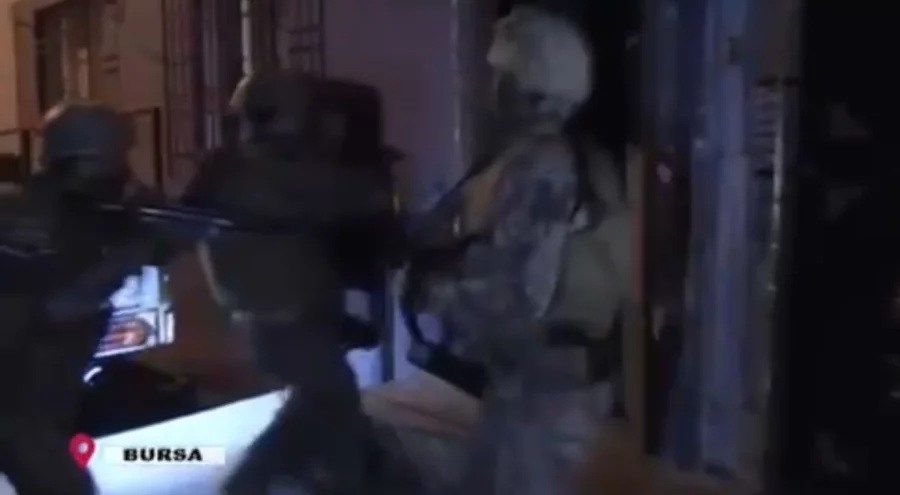 Bursa'da torbacılara şafak baskını! Yılbaşı öncesi binlerce genci böyle kurtardılar
