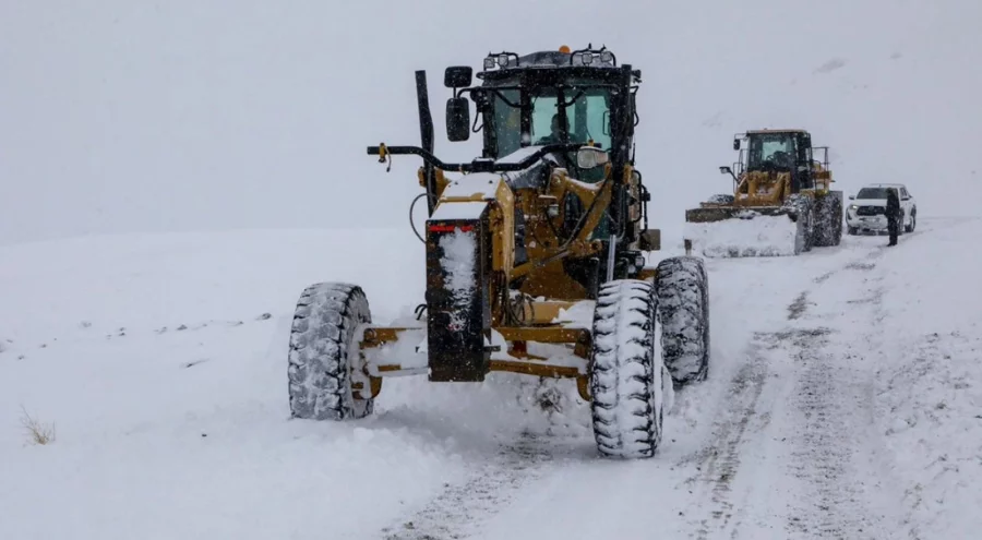 Sinop, Tokat, Kastamonu ve Amasya'da çok sayıda köy yolu kar nedeniyle ulaşıma kapandı