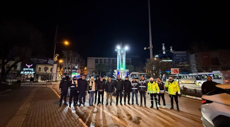 Gemlik'te protokol üyeleri yeni yıla sahada girdi