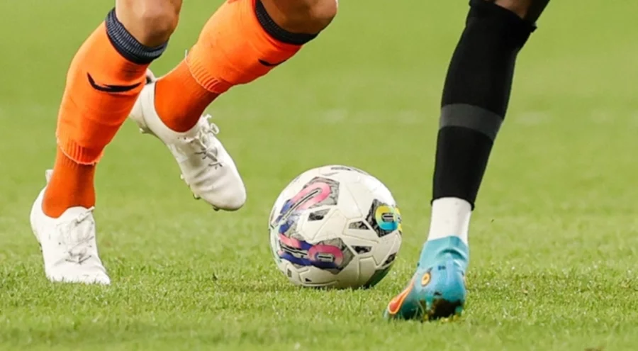 Futbolda devre arası transfer dönemi yarın başlayacak