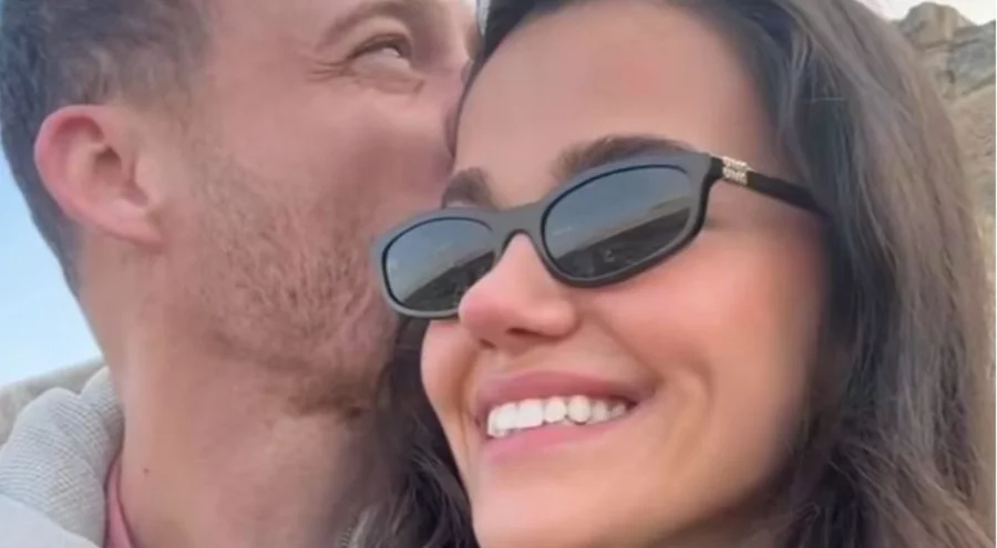 Kerem Bürsin ile Selin Yağcıoğlu'ndan ilk fotoğraf