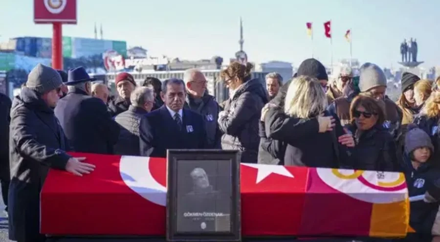 Galatasaray, Gökmen Özdenak'ı son yolculuğuna uğurladı