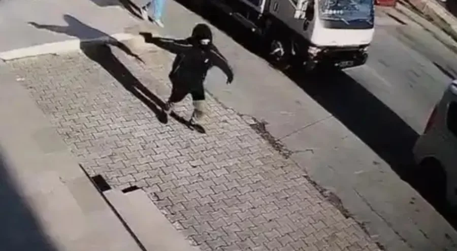 Markete silahla ateş açan 14 yaşındaki çocuk yakalandı