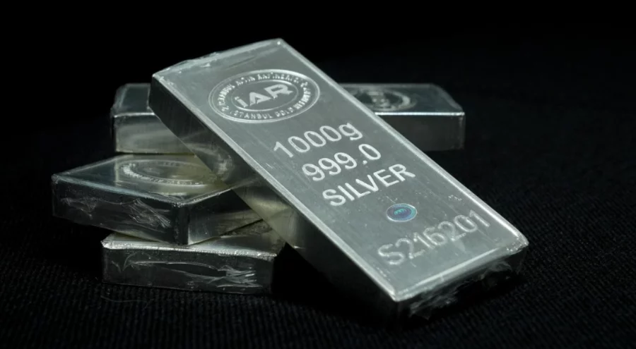 Gümüşün getirisi 2025'te altını geride bıraktı