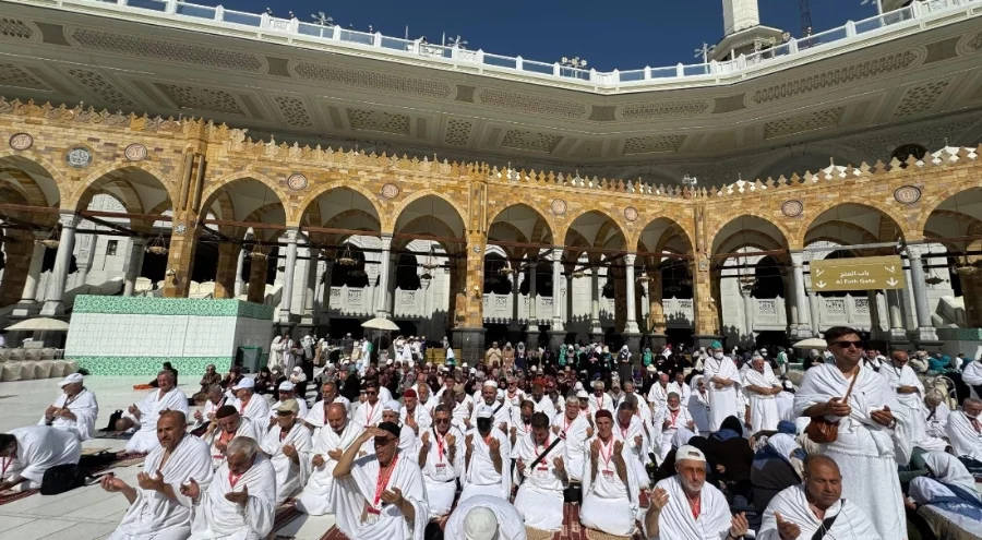Yenişehir Uluslararası Havalimanı'nda umre yoğunluğu