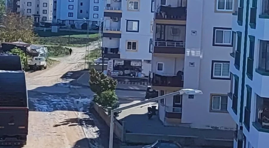 Osmaniye'de 5. kattan merdiven boşluğuna düşen adam yaşamını yitirdi