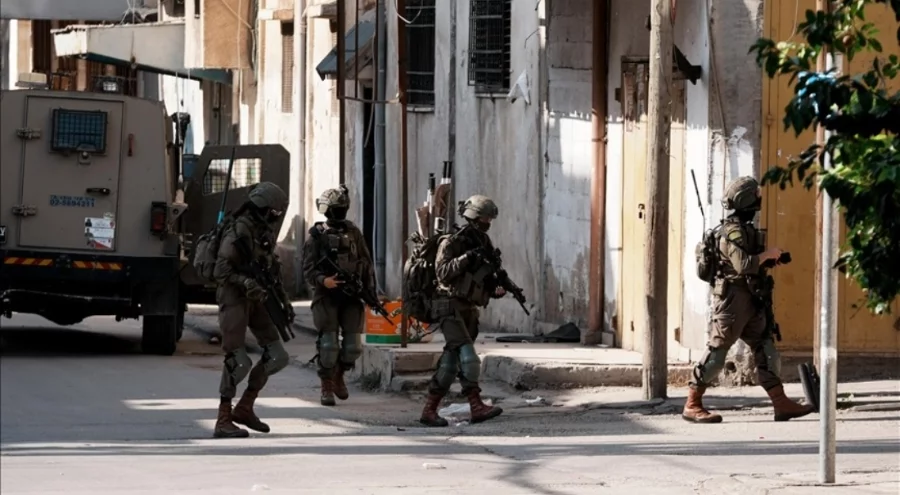 İsrail ordusu, Ramallah'ı kuşattı