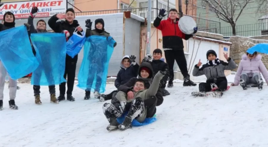Valiliklerden 5 Ocak için kar tatili kararları