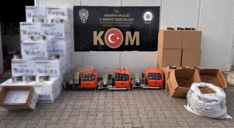 Sakarya'da uyuşturucu ve kaçakçılık operasyonu: 4 gözaltı