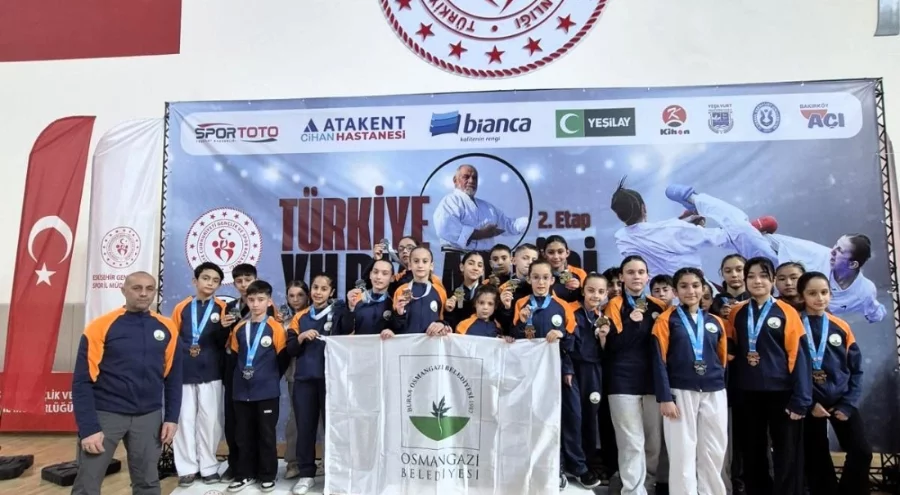 Osmangazi Belediyespor Karate Takımı madalyaya doydu
