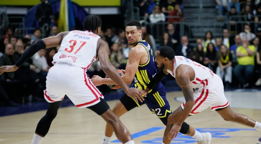 Fenerbahçe Beko, Olympiakos'u 88-80 mağlup etti