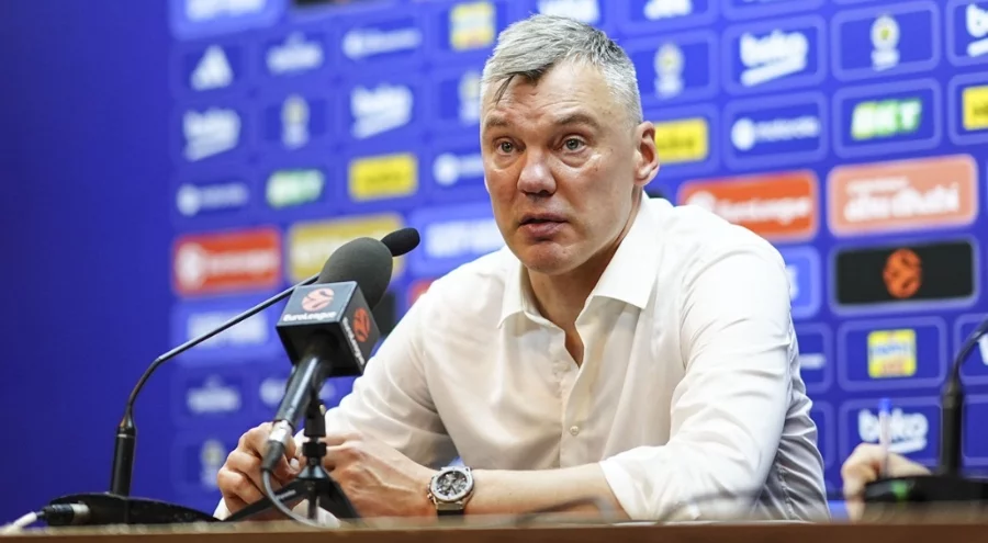 Fenerbahçe Beko Başantrenörü Jasikevicius: "Takımı ve taraftarı tebrik ediyorum"