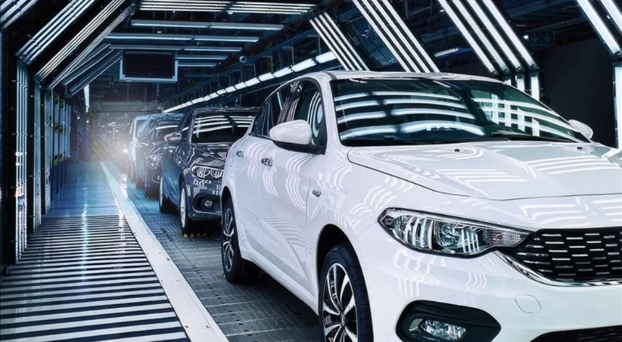 Türkiye'de otomobil ve hafif ticari araç satışları 2025'te rekor kırdı