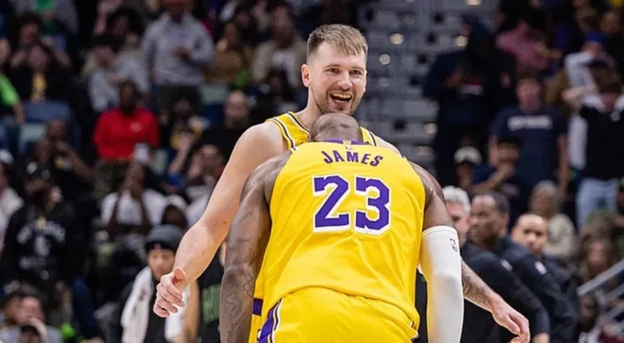 LeBron ile Doncic 30'ar sayı attı, Lakers deplasmanda kazandı
