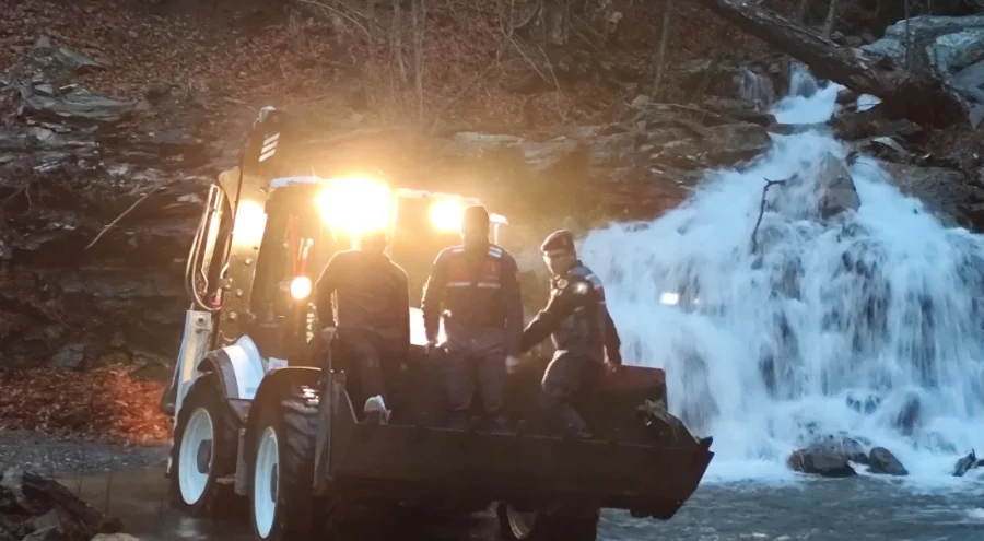 Kaz Dağları'nda mahsur kalan 2 kişi kurtarıldı