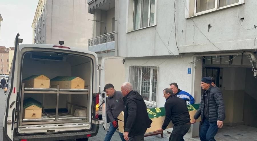 Tekirdağ'da bir kadın evinde istiflediği giysilerin arasında ölü bulundu