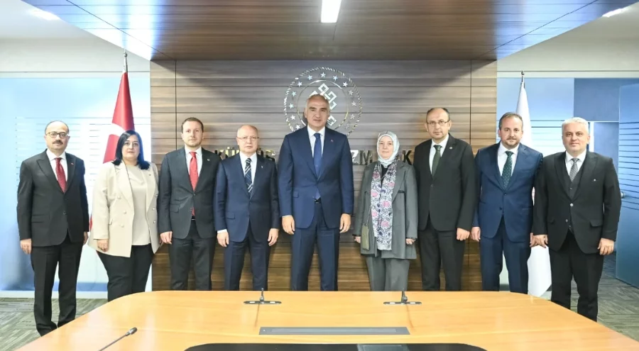 AK Parti İl Başkanı Gürkan Bursa'nın fethinin 700. yılı etkinlikleri için temaslarda bulundu