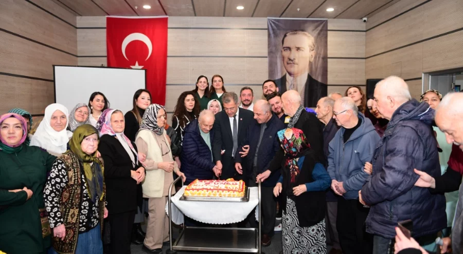Osmangazi Belediyesi Alzheimer Gündüz Bakım Evi 3 yaşında