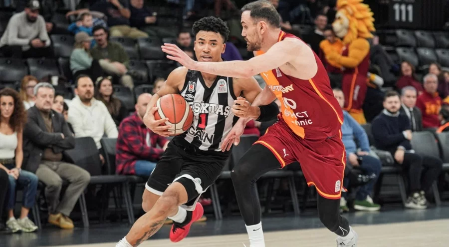 Potadaki derbide Galatasaray, Beşiktaş'ı mağlup etti