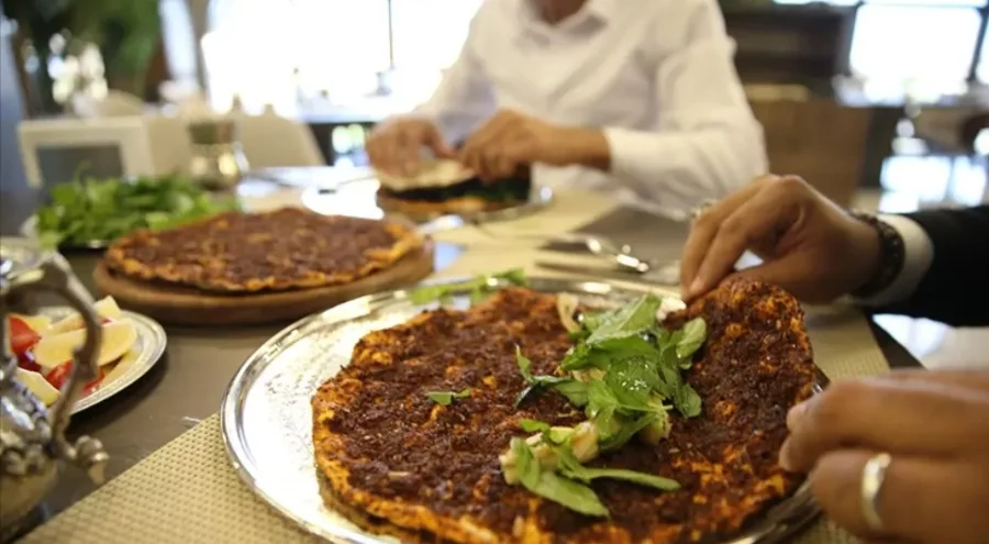 Lahmacun cep yakıyor! Zam oranı enflasyonu geçti