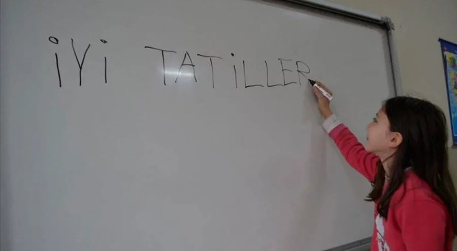 Yarıyıl tatili için 'karne zili' 16 Ocak'ta çalacak