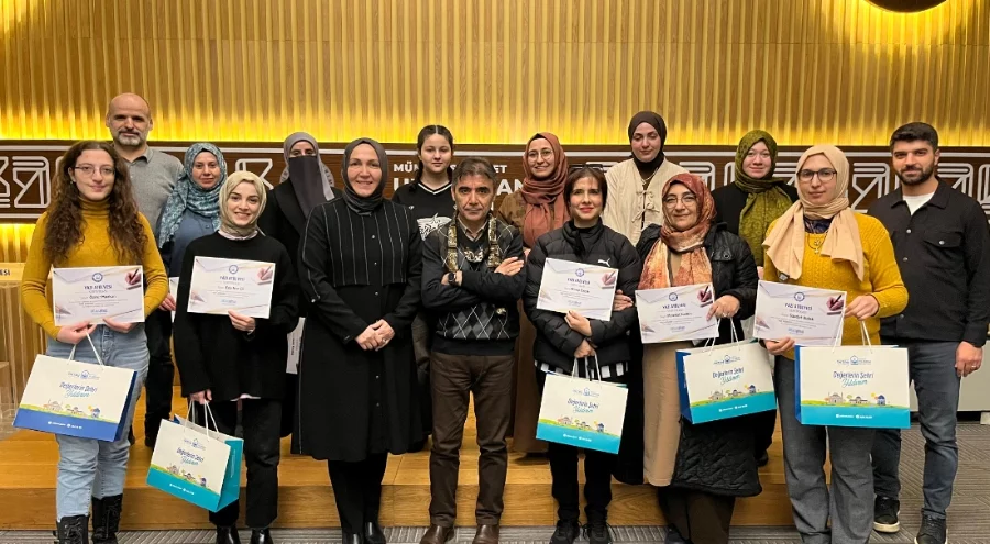 Yıldırım Belediyesi yazı atölyesi ilk mezunlarını verdi