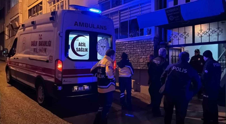 Yaşlı adam merdiven boşluğunda ölü bulundu