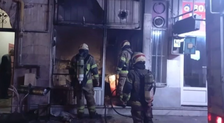 Bursa'da çay ocağında gece yarısı yangın paniği