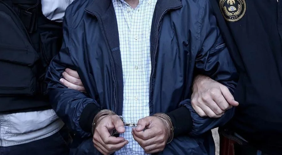 'Karşılıksız çek' dolandırıcılığı operasyonu: 12 tutuklama