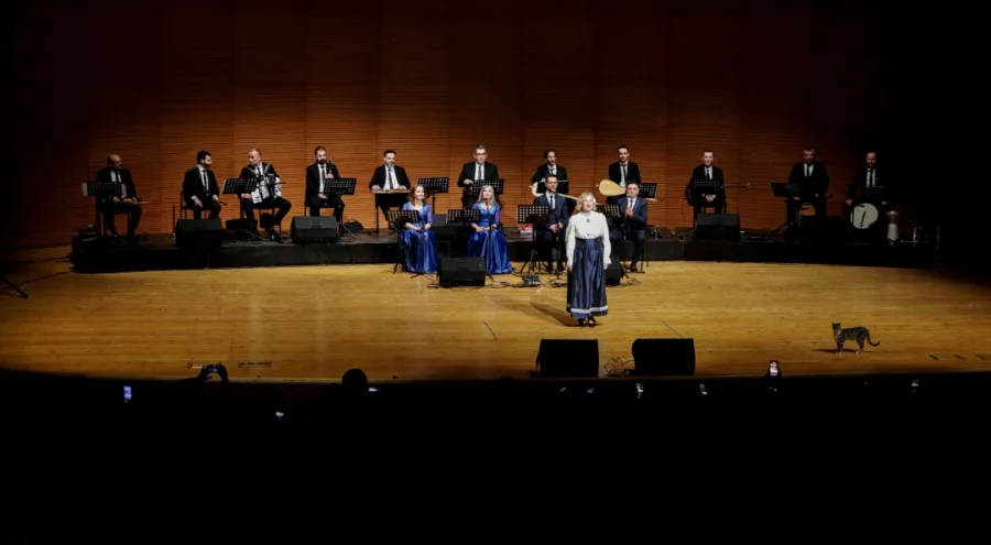 'Ege'nin İki Yakası' konserine Bursalılardan yoğun ilgi