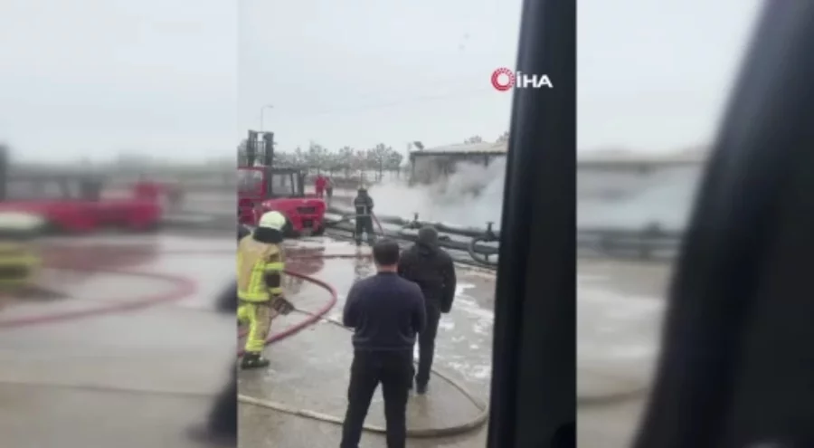 Ham petrol havuzunda yangın paniği