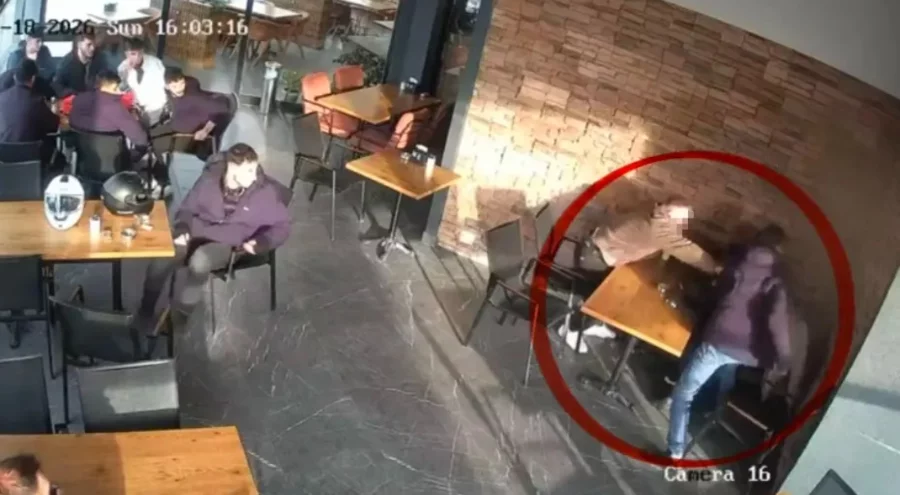 İki kişiyi bıçaklayan 16 yaşındaki çocuk yakalandı