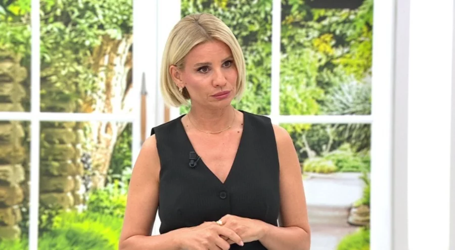 Esra Erol, "Şeriat burada yok, Orta Doğu'da var" sözleri nedeniyle özür diledi