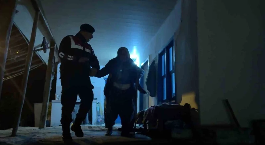 Antalya'daki orman yangını kontrol altına alındı