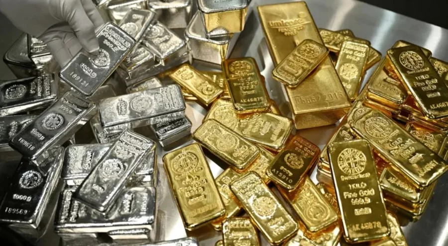 Trump'ın açıklamaları sonrası altın ve gümüşte rekor üstüne rekor