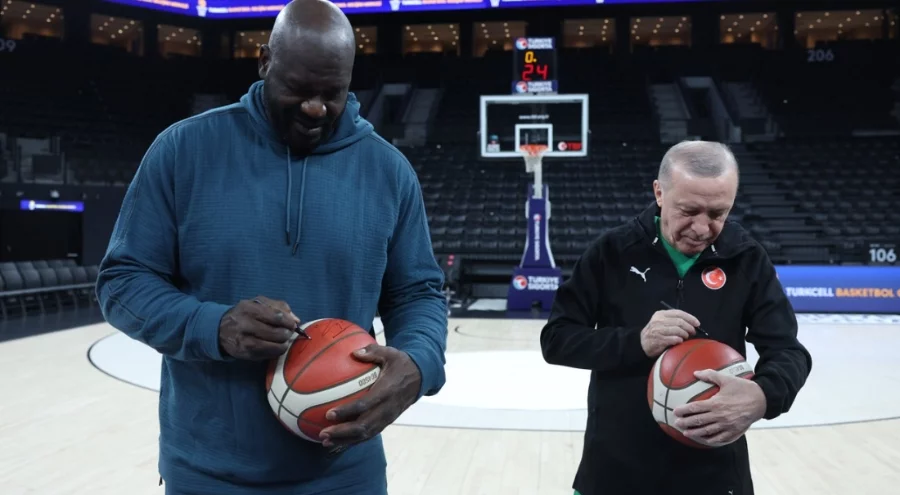 Cumhurbaşkanı Erdoğan, Shaquille O'Neal ile yan yana