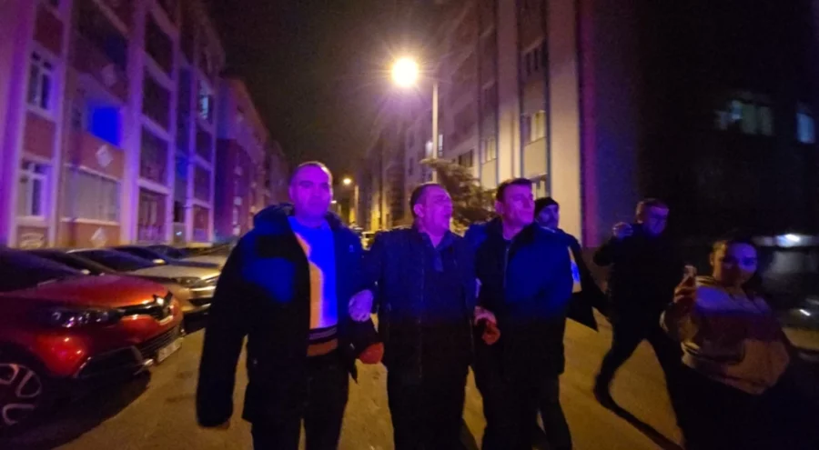 Kızının erkek arkadaşını av tüfeğiyle vurdu