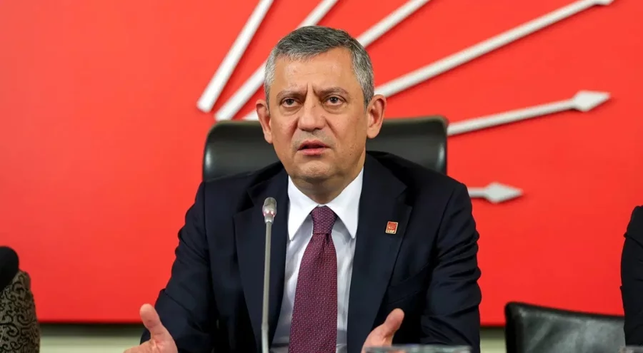 CHP lideri Özgür Özel MYK üyeleriyle toplandı: Parti kurmaylarından dikkat çeken açıklama!