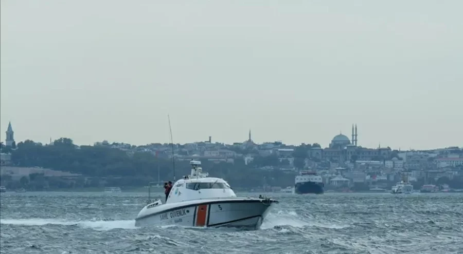 İstanbul Boğazı'nda erkek cesedi bulundu!