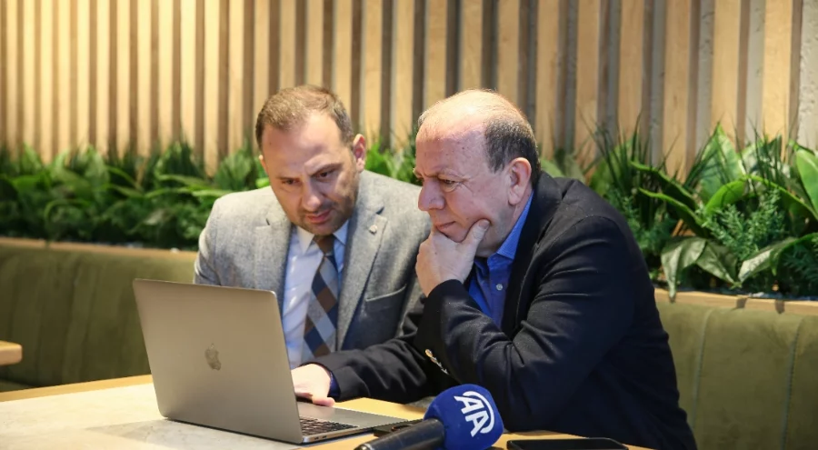 Bursa Ticaret Borsası Başkanı Özer Matlı, AA'nın "Yılın Kareleri" oylamasına katıldı