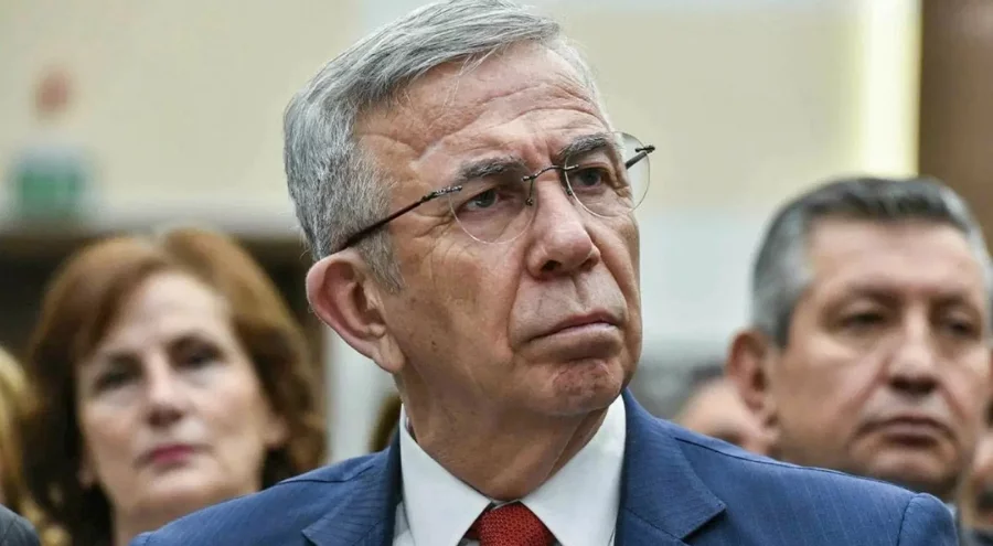 Mansur Yavaş'tan, Türk bayrağının indirilmesine tepki!