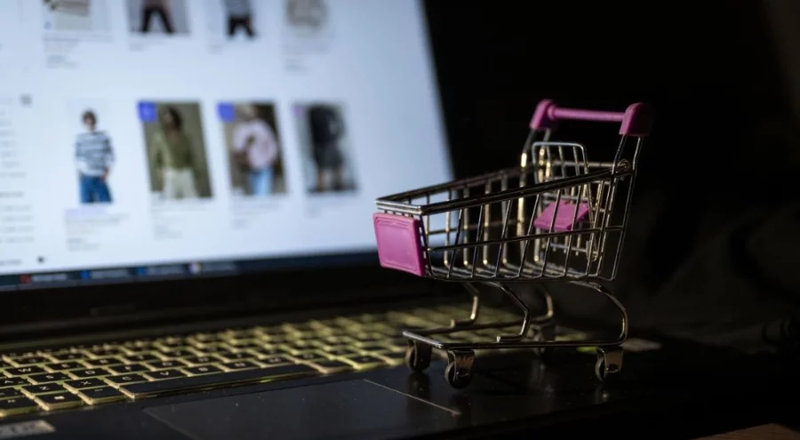 Çevrimiçi satış yapan işletmecilere yol haritası niteliğinde rehber