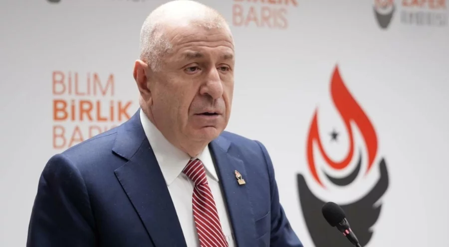 Zafer Partisi Genel Başkanı Ümit Özdağ'dan parti teşkilatına 'Türk bayrağı' çağrısı