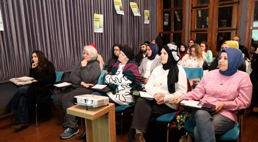 Dijital pazarlamanın incelikleri Osmangazi'de konuşuldu