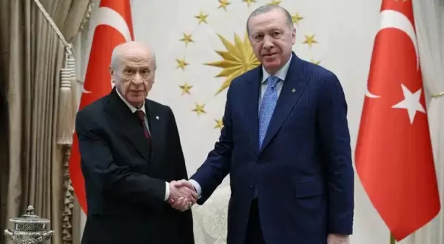 Erdoğan ve Bahçeli, Saray'da bir araya geldi